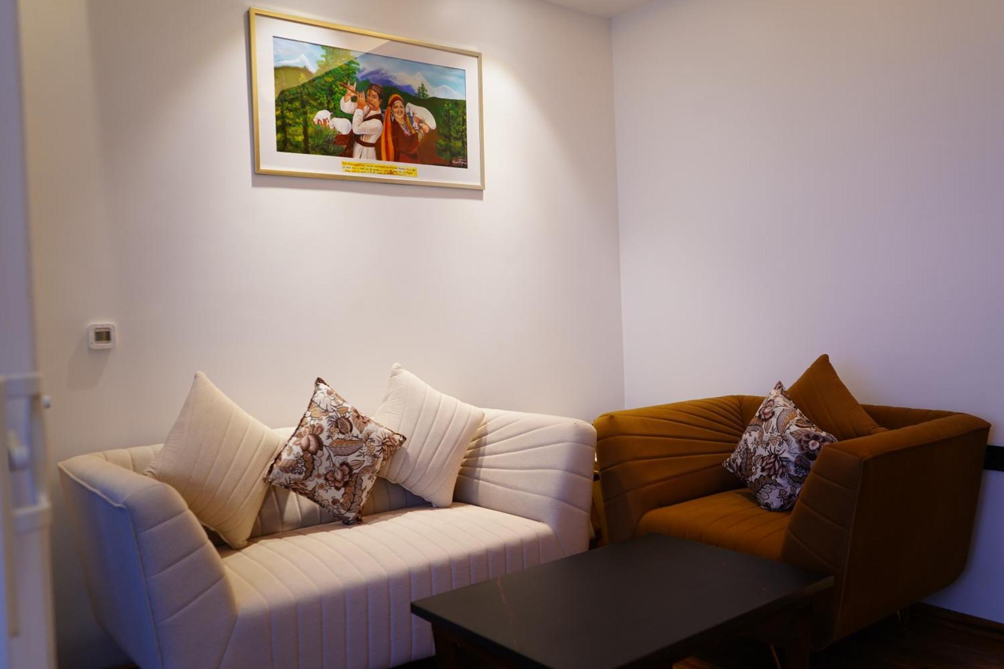 Welcomheritage Natraj, Mcleod Ganj Bagian luar foto